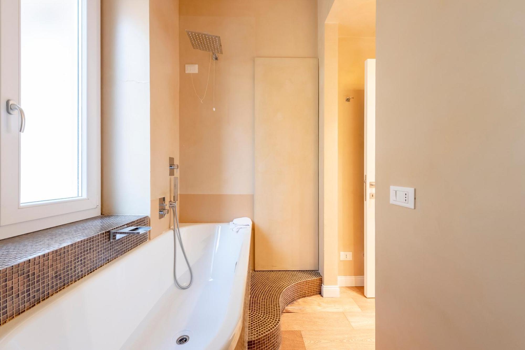Joivy Family Friendly Apt For 6, Near Royal Palace Museum Генуа Екстериор снимка