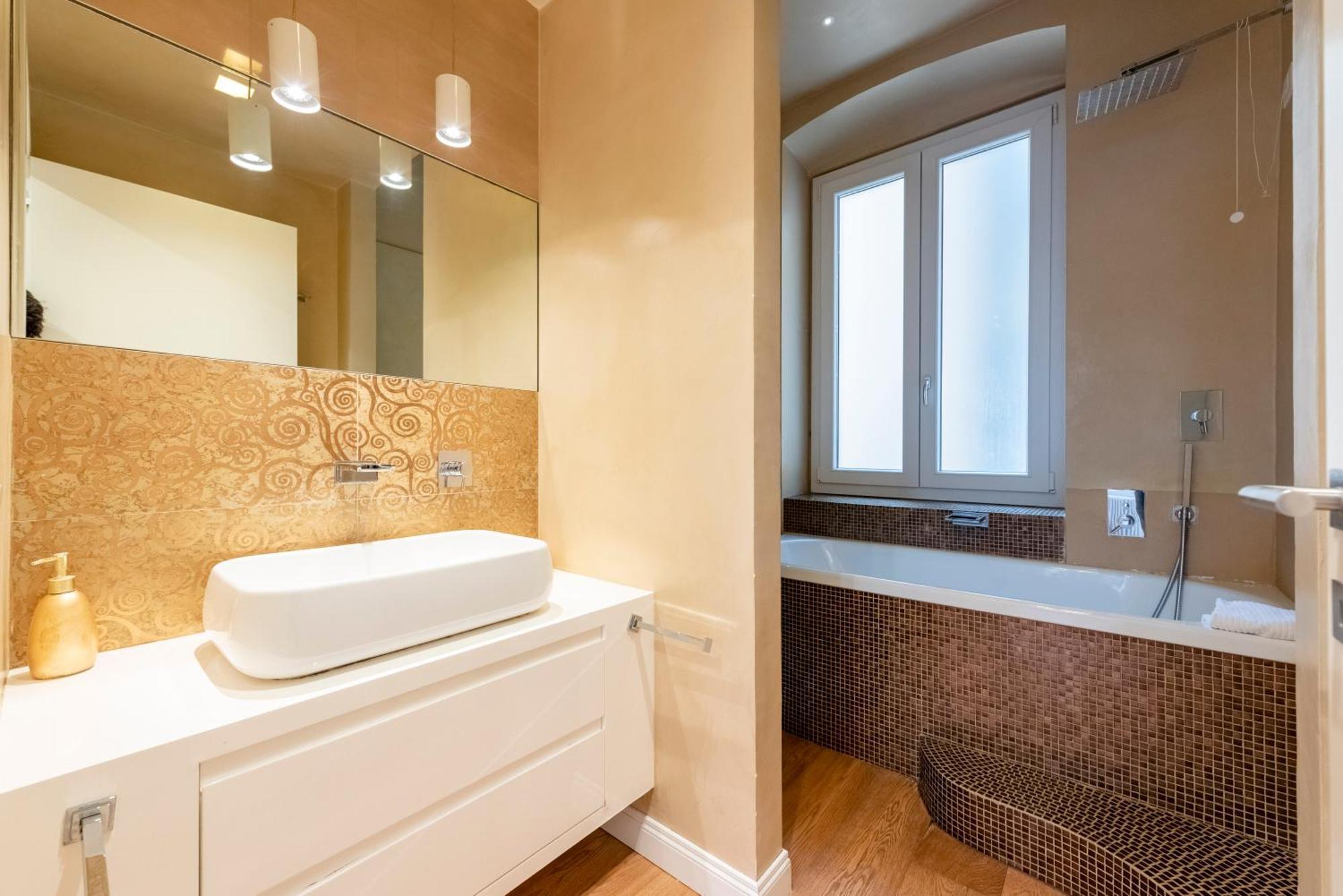 Joivy Family Friendly Apt For 6, Near Royal Palace Museum Генуа Екстериор снимка