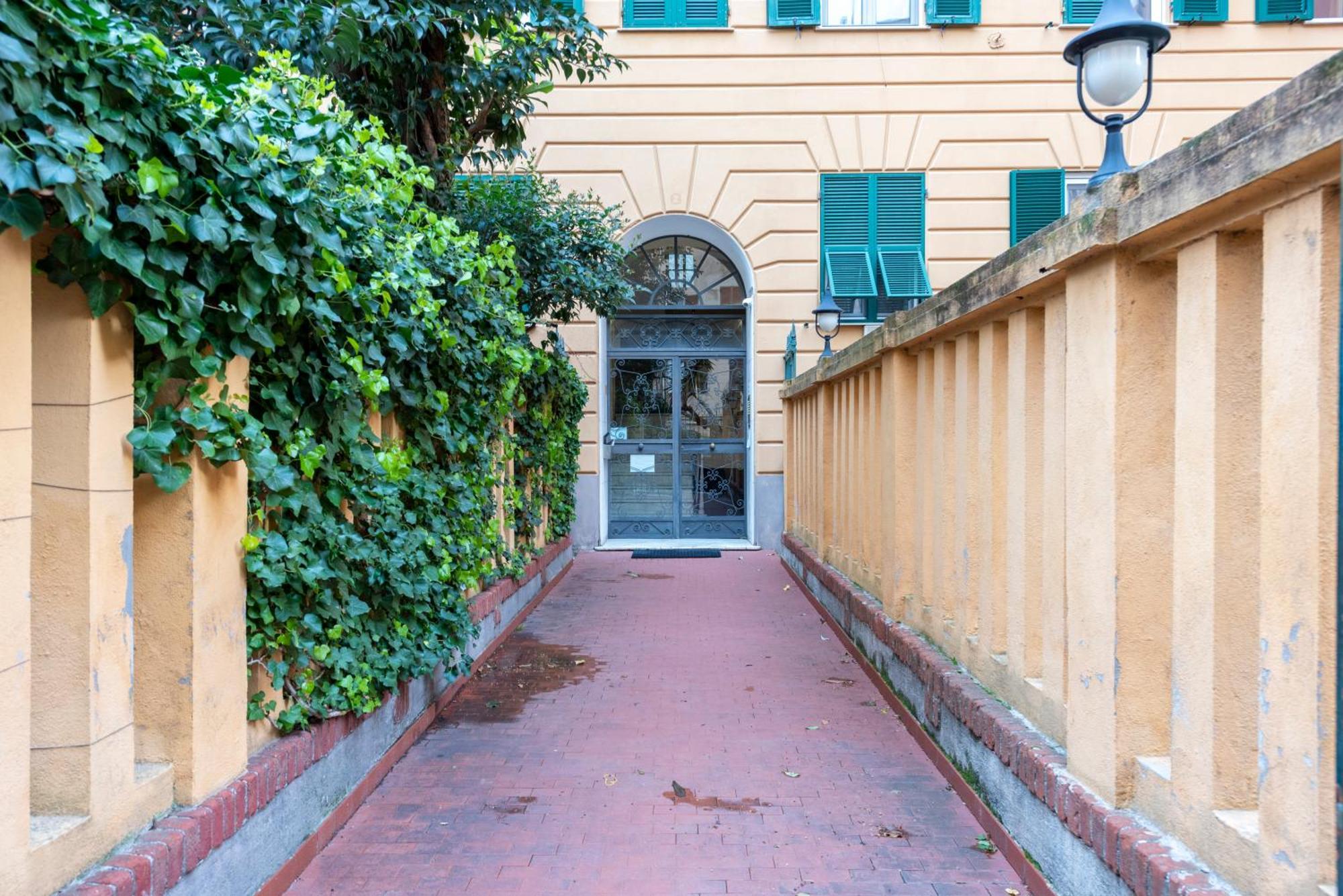 Joivy Family Friendly Apt For 6, Near Royal Palace Museum Генуа Екстериор снимка